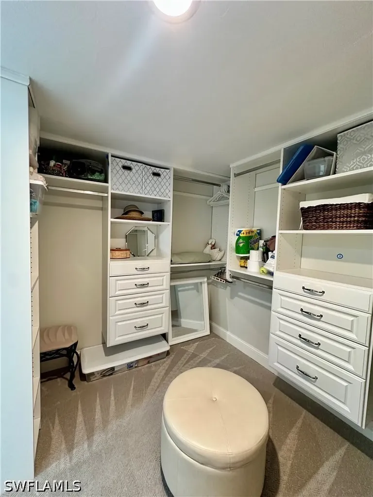 10951 Gulfshore Drive Naples FL 34108-1744