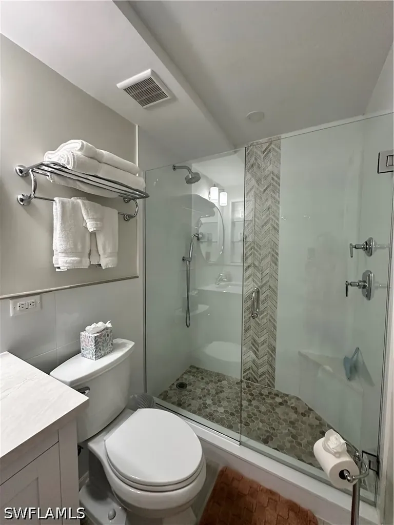 10951 Gulfshore Drive Naples FL 34108-1744