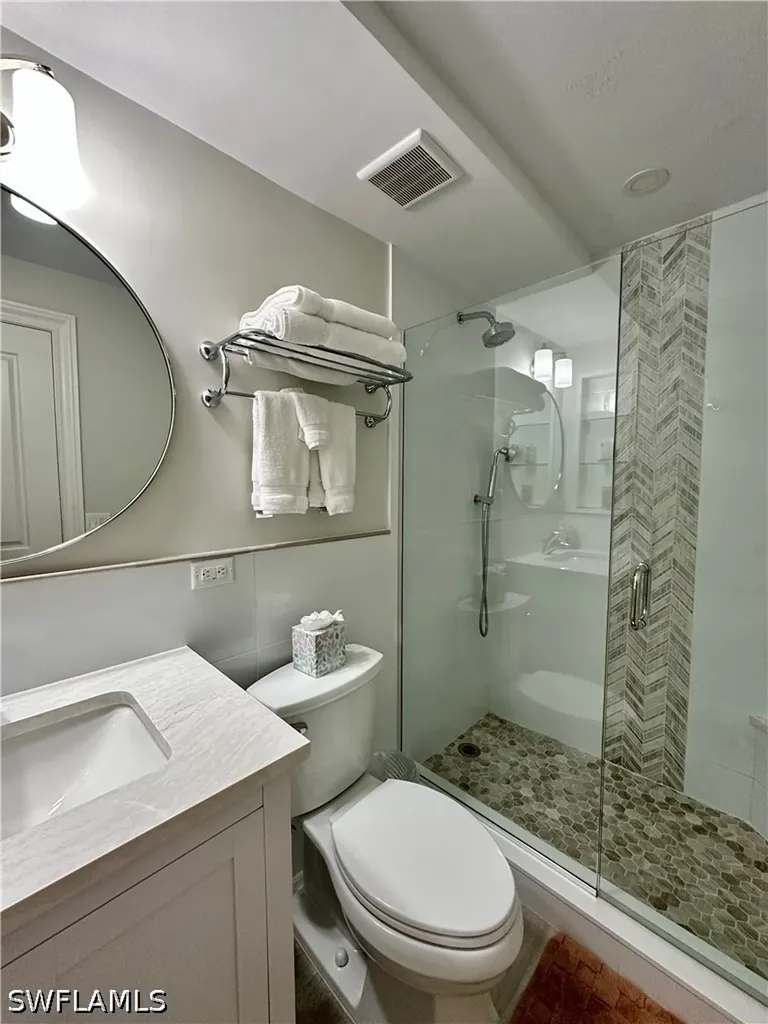 10951 Gulfshore Drive Naples FL 34108-1744