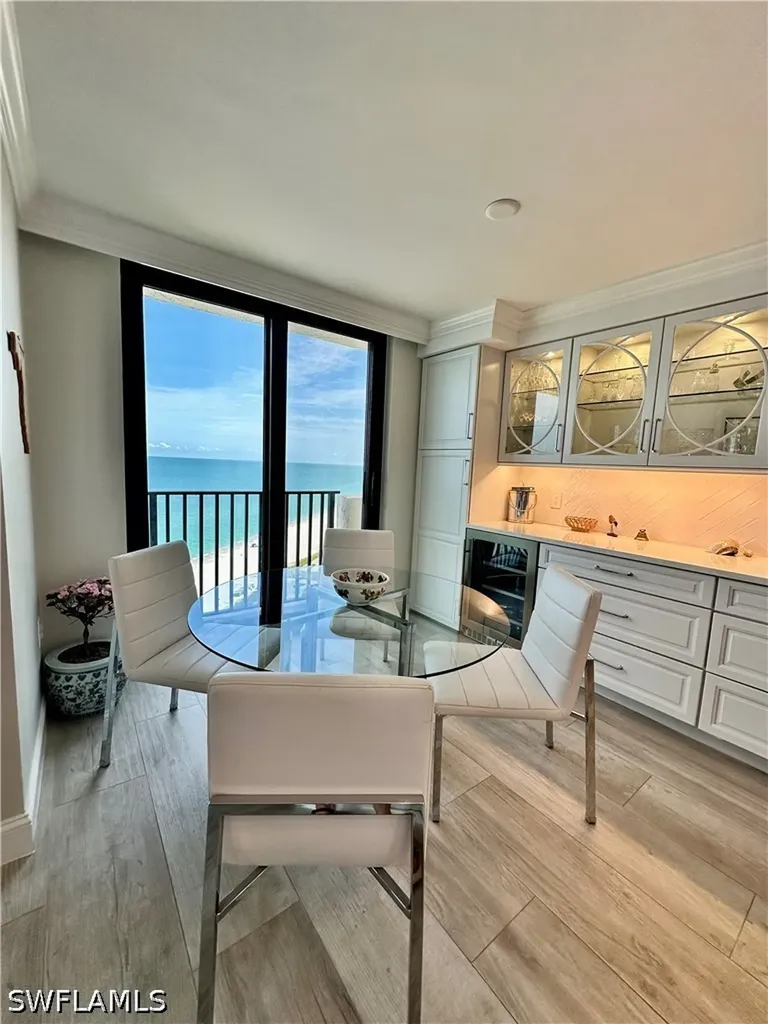 10951 Gulfshore Drive Naples FL 34108-1744