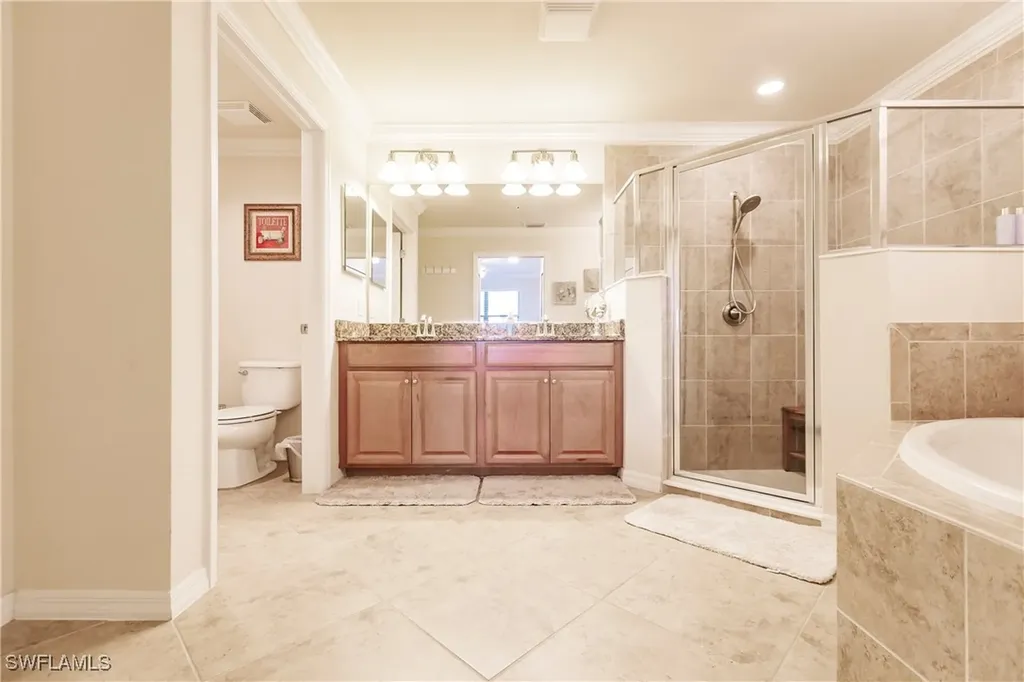 3157 Aviamar Circle Naples FL 34114