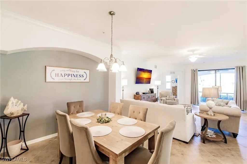 3157 Aviamar Circle Naples FL 34114