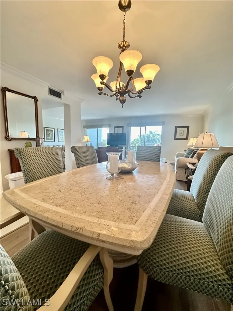 555 Park Shore Drive Naples FL 34103