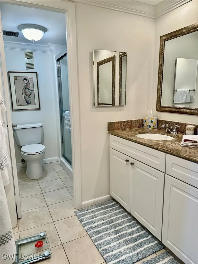 555 Park Shore Drive Naples FL 34103