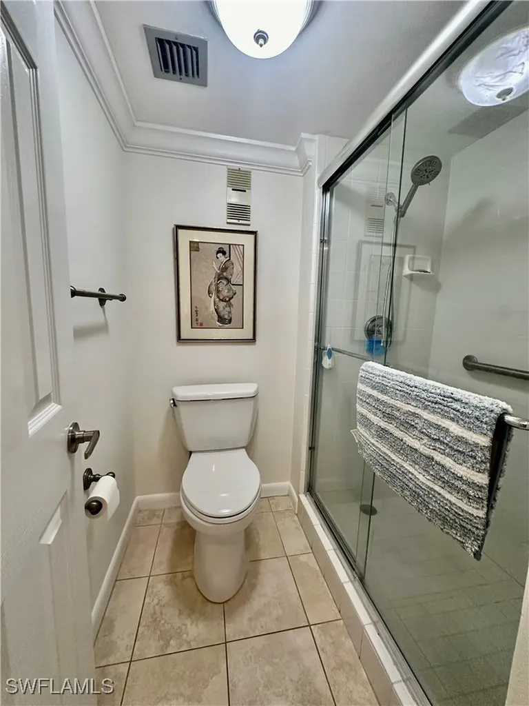 555 Park Shore Drive Naples FL 34103