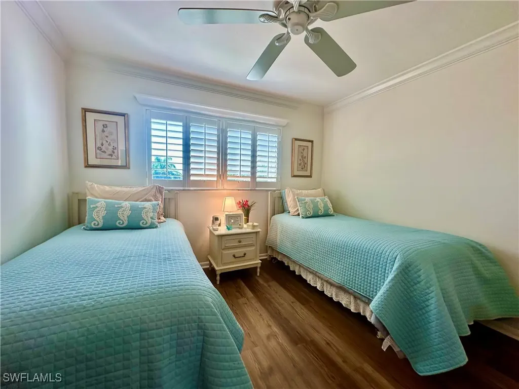 555 Park Shore Drive Naples FL 34103