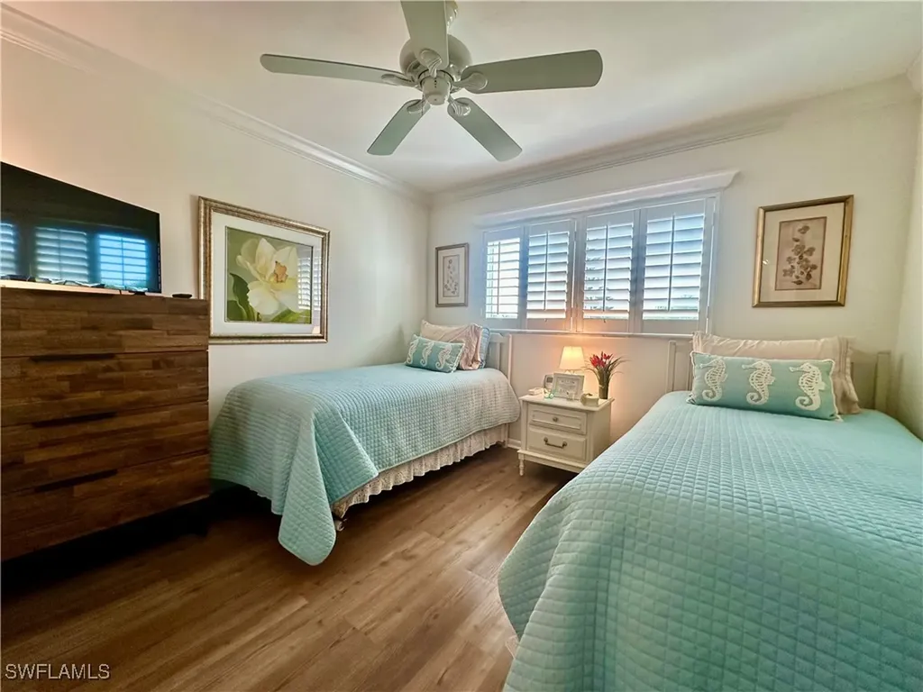 555 Park Shore Drive Naples FL 34103