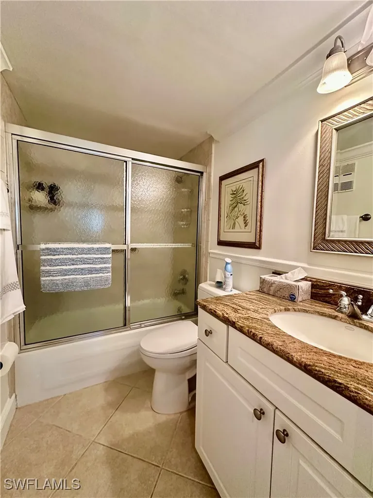 555 Park Shore Drive Naples FL 34103