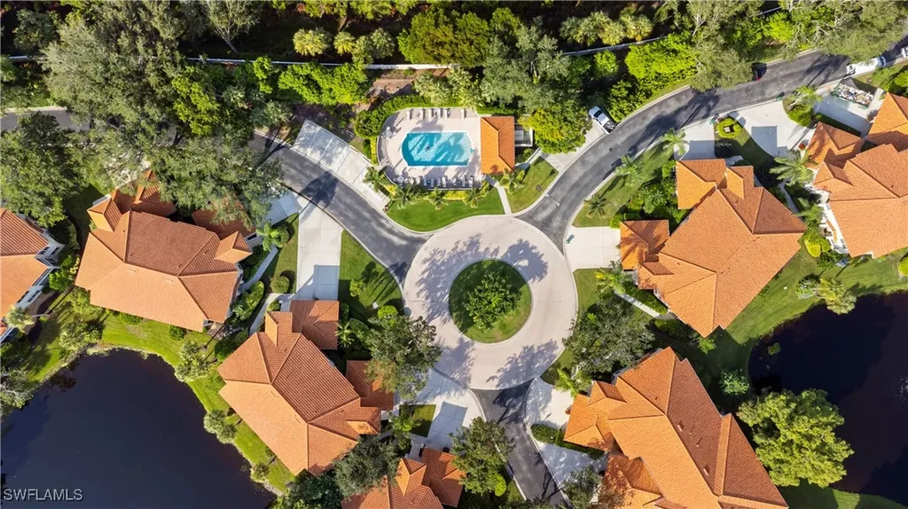 1265 Egrets Landing Naples FL 34108