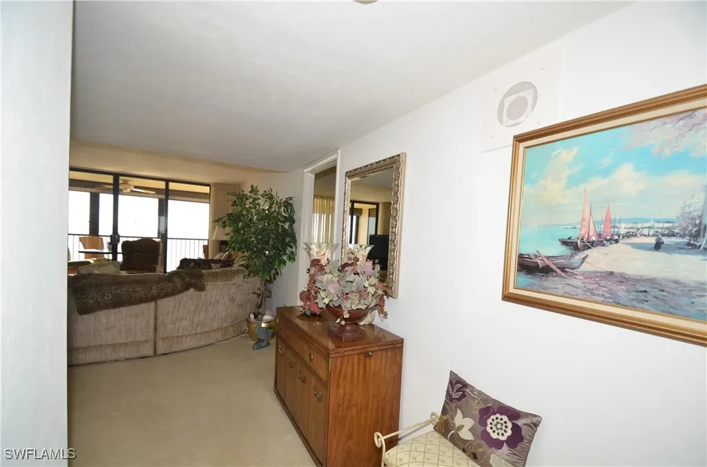10951 Gulfshore Drive Naples FL 34108-1744
