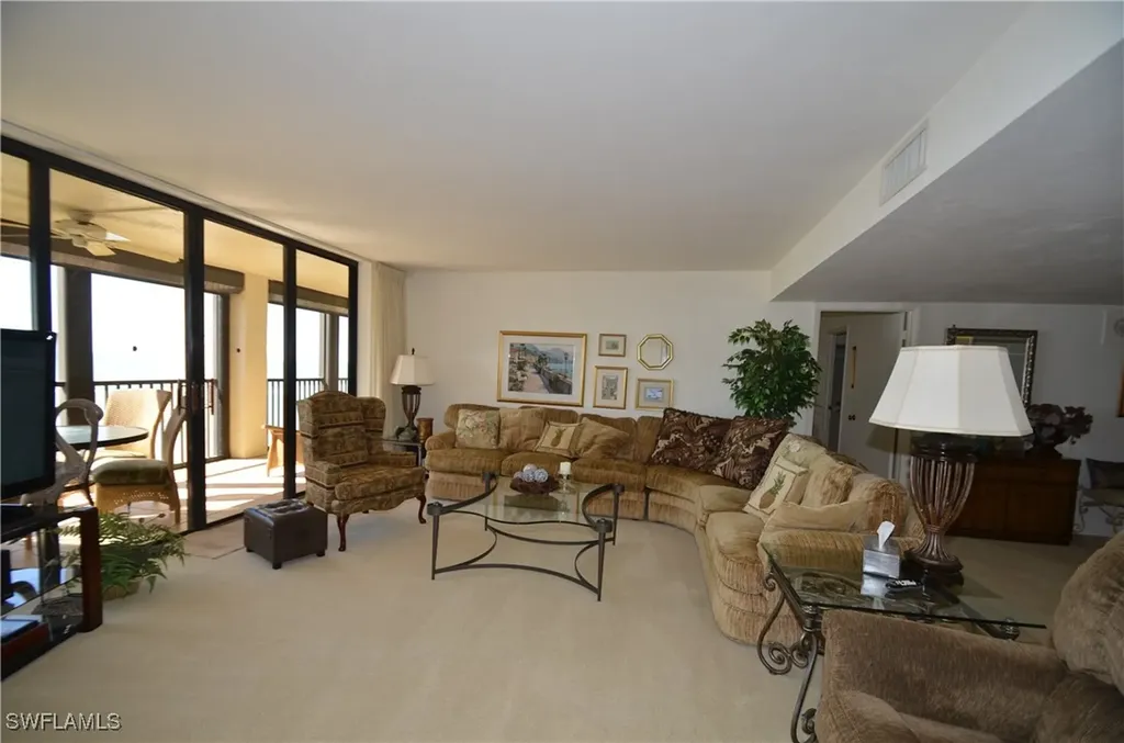 10951 Gulfshore Drive Naples FL 34108-1744