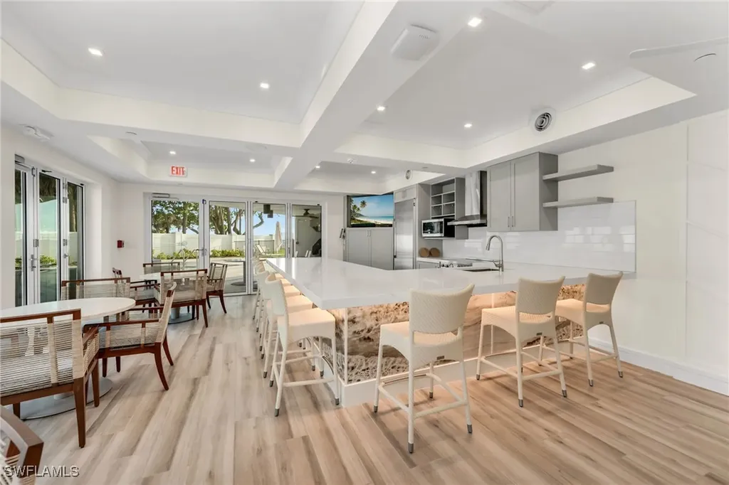 3401 Gulf Shore Boulevard N Naples FL 34103