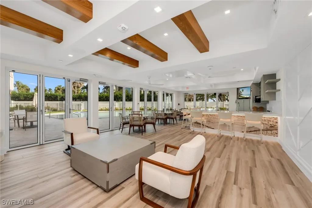 3401 Gulf Shore Boulevard N Naples FL 34103