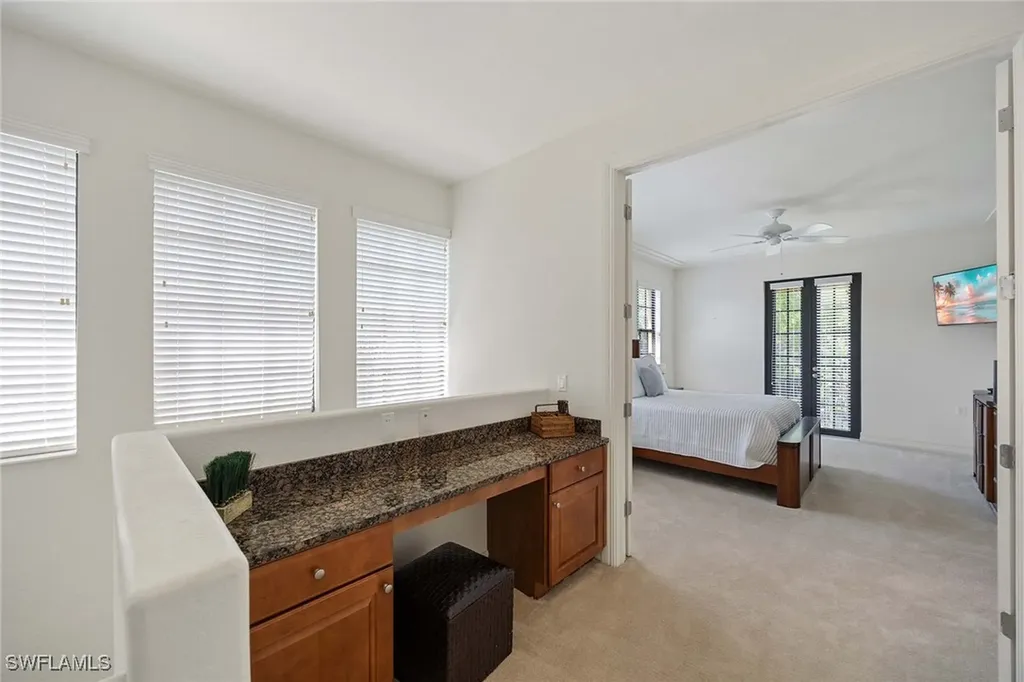 9134 Chula Vista Street Naples FL 34113