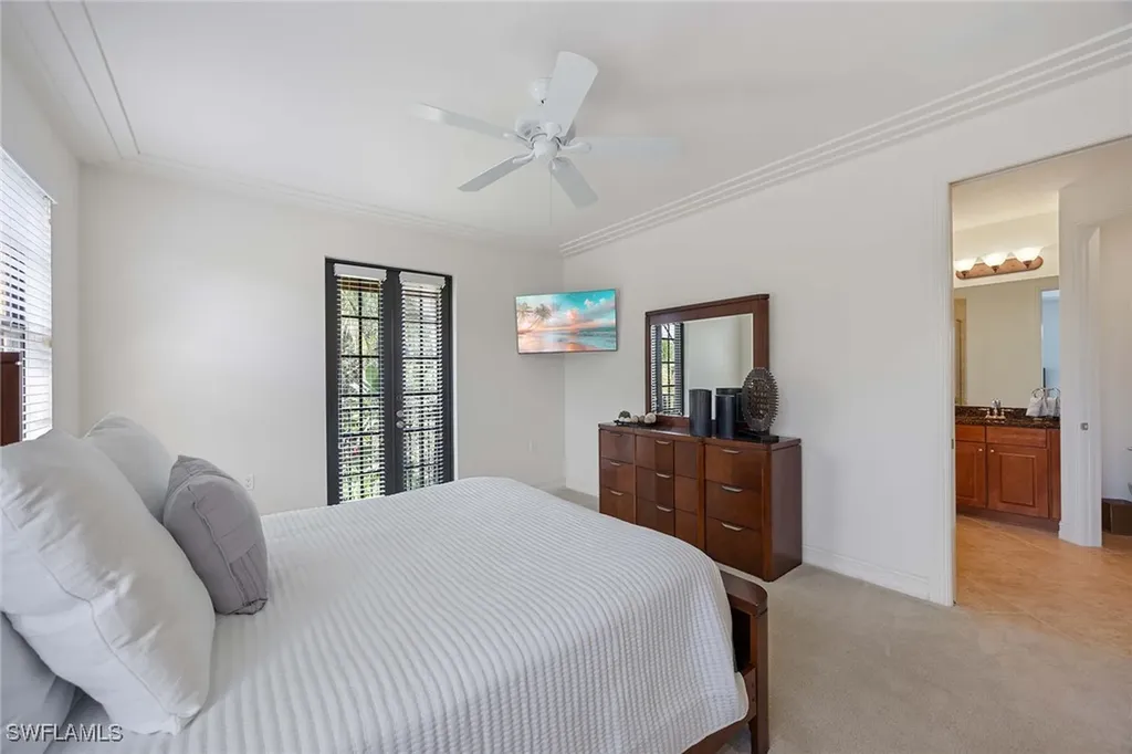 9134 Chula Vista Street Naples FL 34113