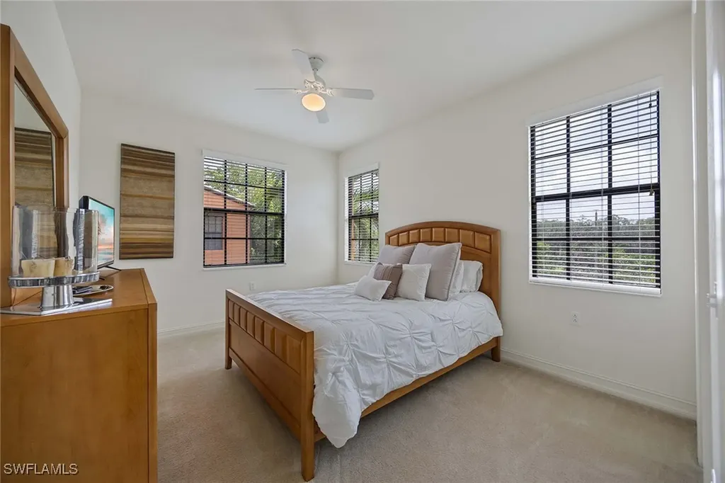 9134 Chula Vista Street Naples FL 34113