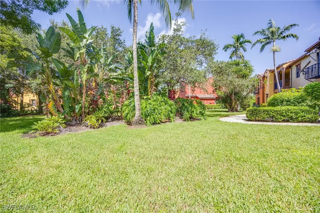 9134 Chula Vista Street Naples FL 34113