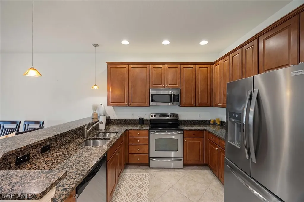 9134 Chula Vista Street Naples FL 34113