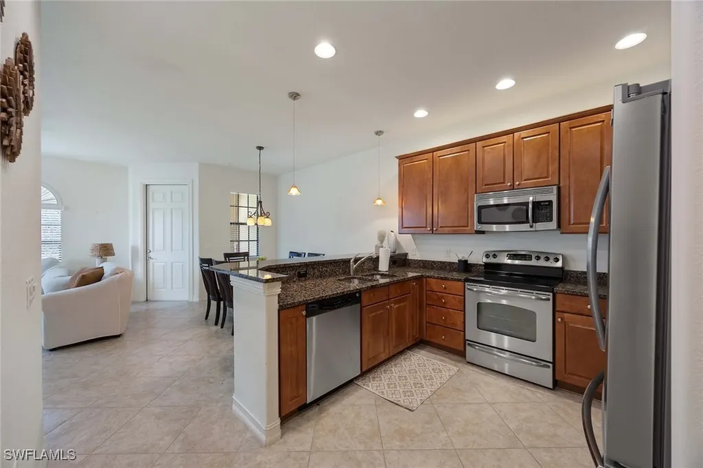 9134 Chula Vista Street Naples FL 34113