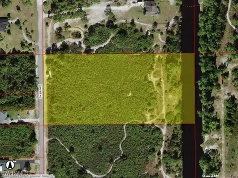 4880 22ND Street NE Naples FL 34120