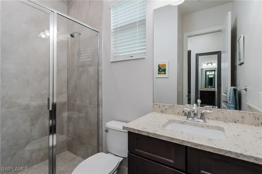 121 Newport Drive Naples FL 34114