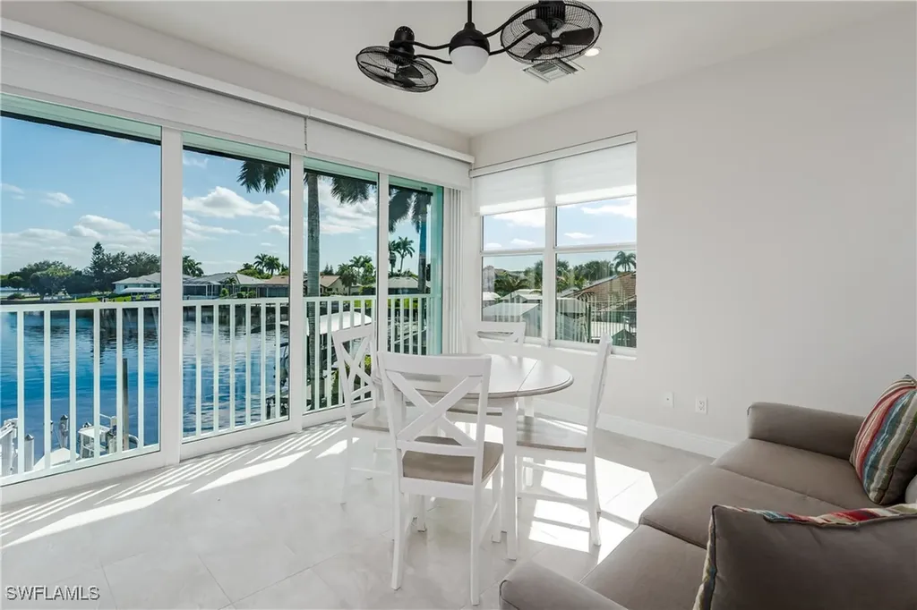 121 Newport Drive Naples FL 34114