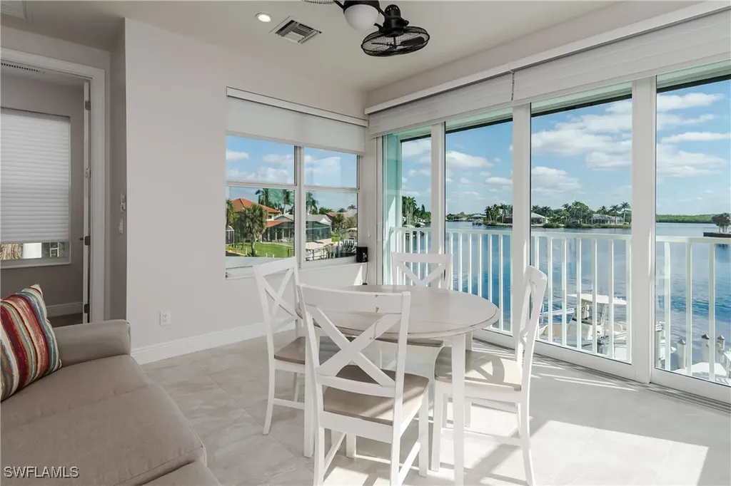 121 Newport Drive Naples FL 34114