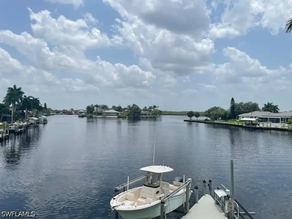 121 Newport Drive Naples FL 34114
