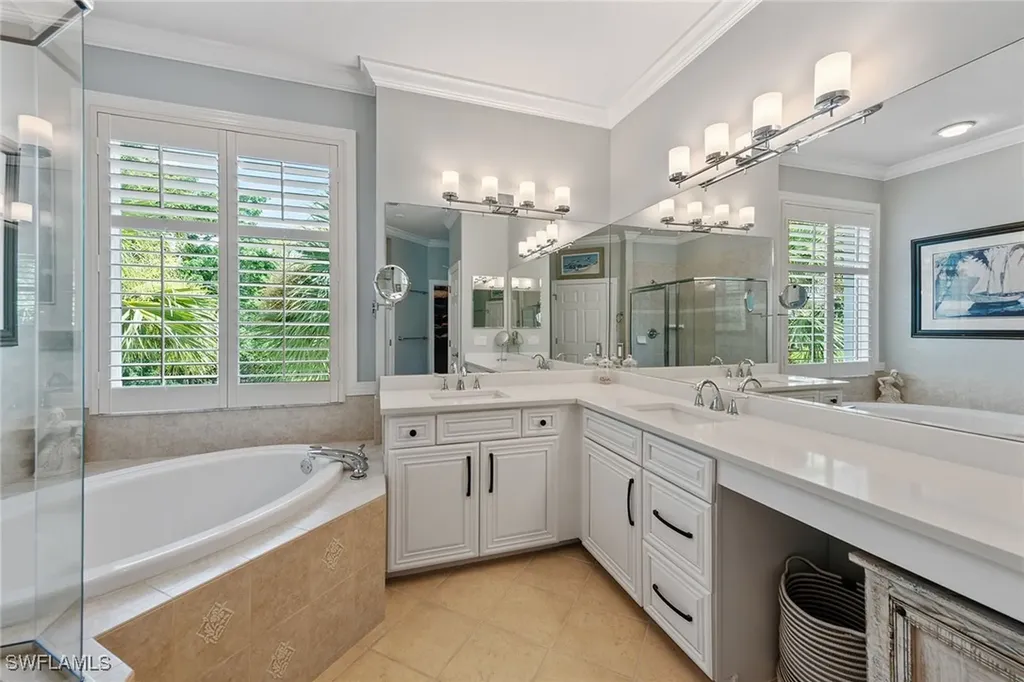 4710 Shinnecock Hills Court Naples FL 34112