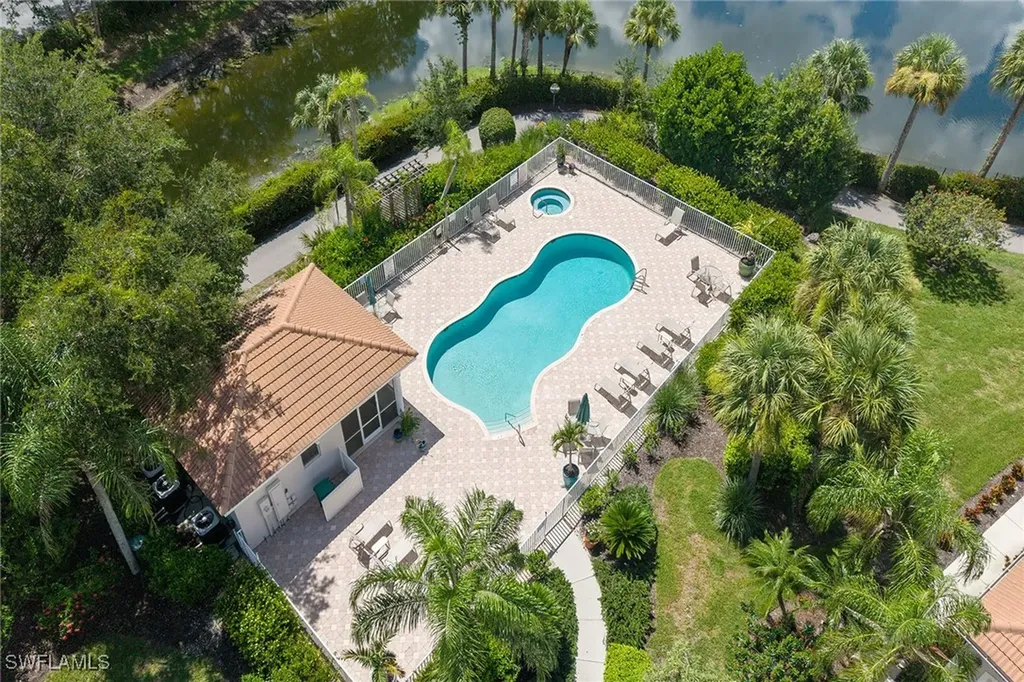 4710 Shinnecock Hills Court Naples FL 34112