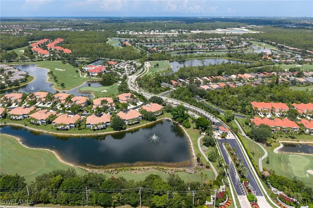 4710 Shinnecock Hills Court Naples FL 34112