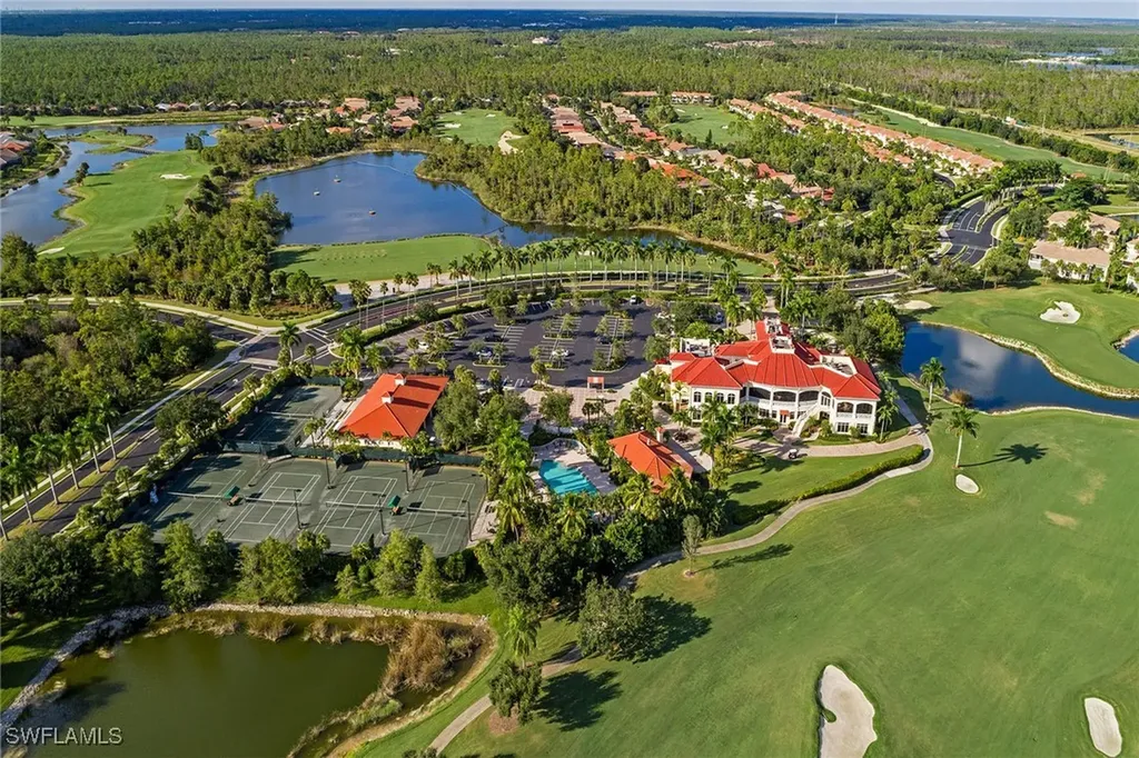 4710 Shinnecock Hills Court Naples FL 34112