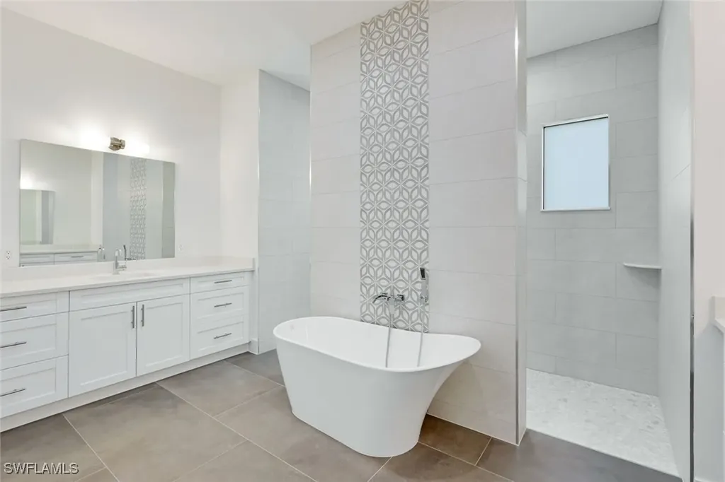 834 Wilson Boulevard N Naples FL 34120