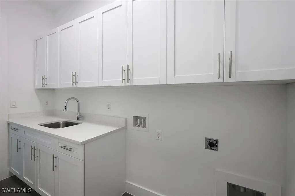 834 Wilson Boulevard N Naples FL 34120