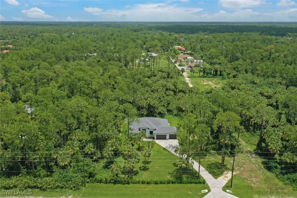 834 Wilson Boulevard N Naples FL 34120