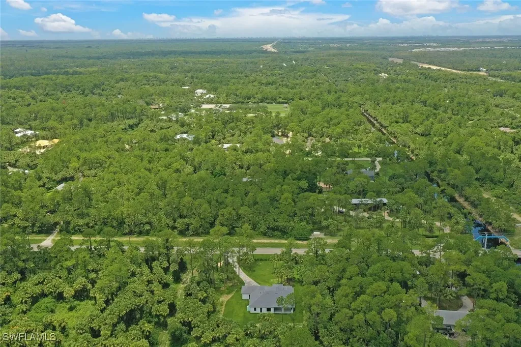 834 Wilson Boulevard N Naples FL 34120