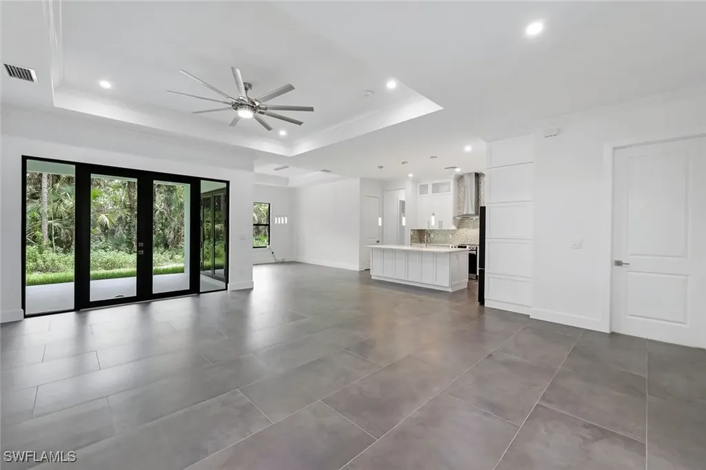 834 Wilson Boulevard N Naples FL 34120