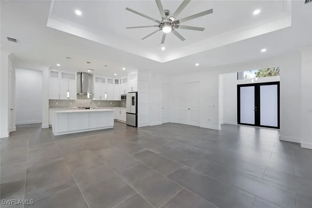 834 Wilson Boulevard N Naples FL 34120