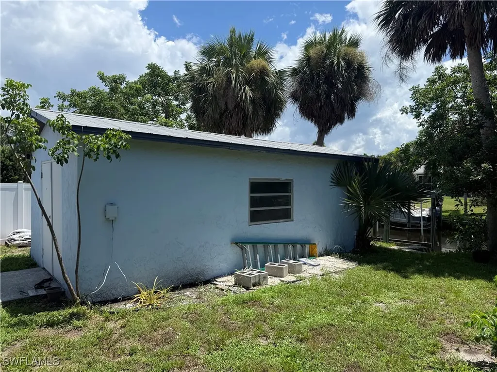 12747 Chatham Drive Fort Myers FL 33908