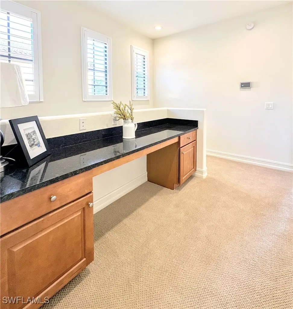 9137 Chula Vista Street Naples FL 34113