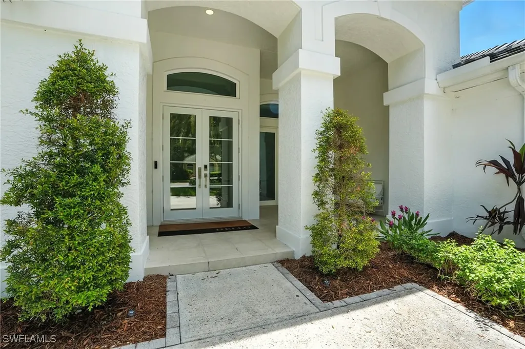8192 Lowbank Drive Naples FL 34109