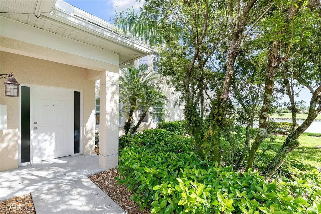 8320 Mystic Greens Way Naples FL 34113