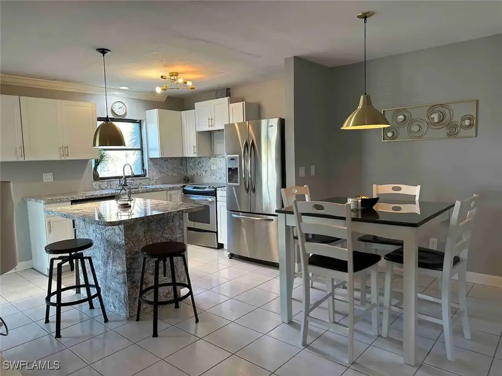 13527 Siesta Pines Court Fort Myers FL 33908