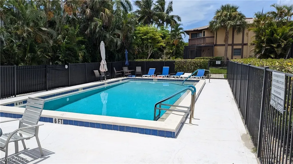 13527 Siesta Pines Court Fort Myers FL 33908