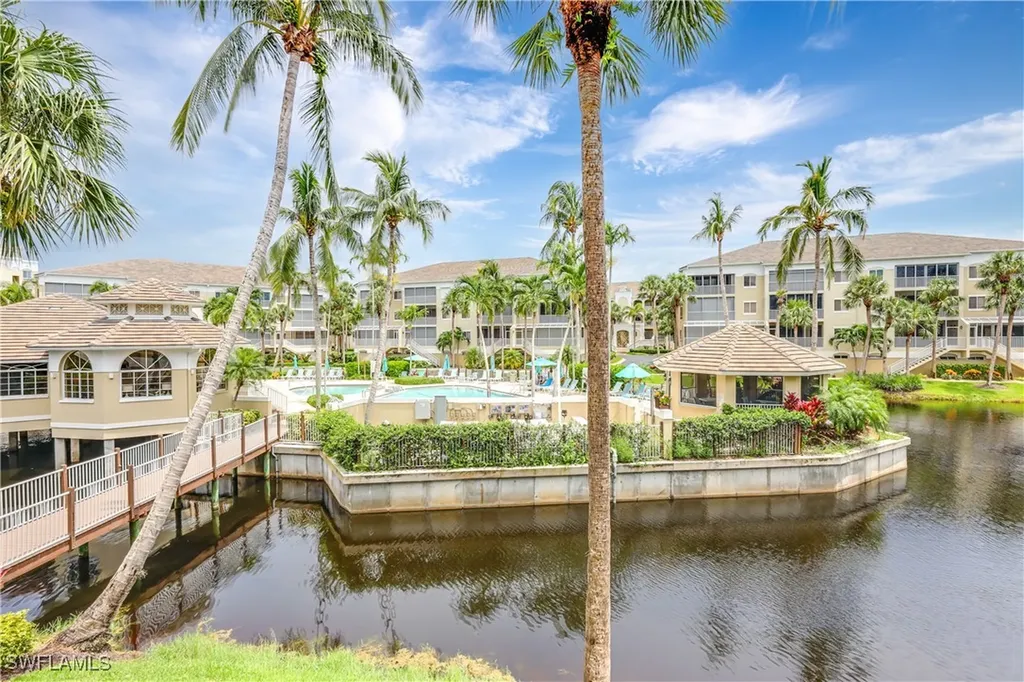 7622 Pebble Creek Circle Naples FL 34108