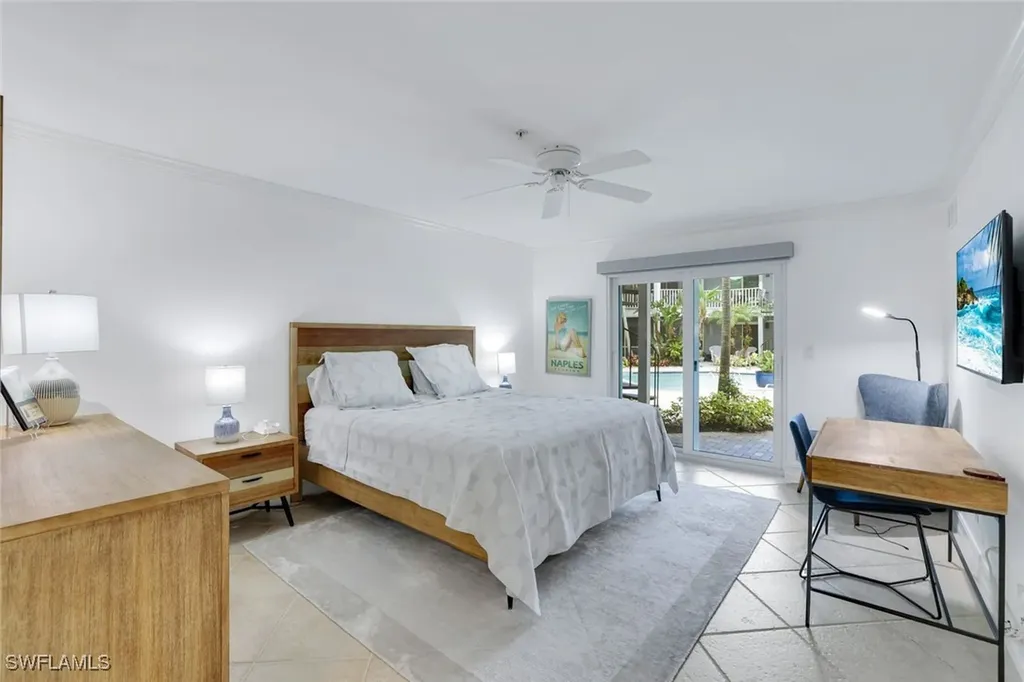 376 3rd Street S Naples FL 34102