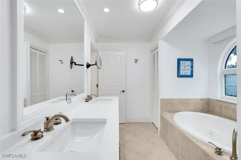 376 3rd Street S Naples FL 34102