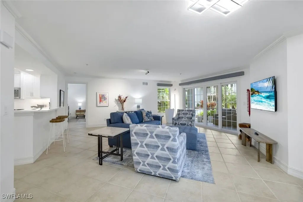 376 3rd Street S Naples FL 34102