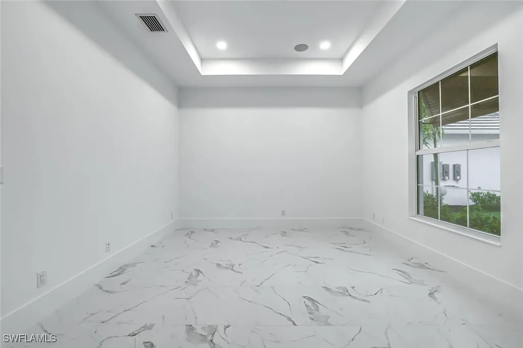 9659 Moonflower Court Naples FL 34114