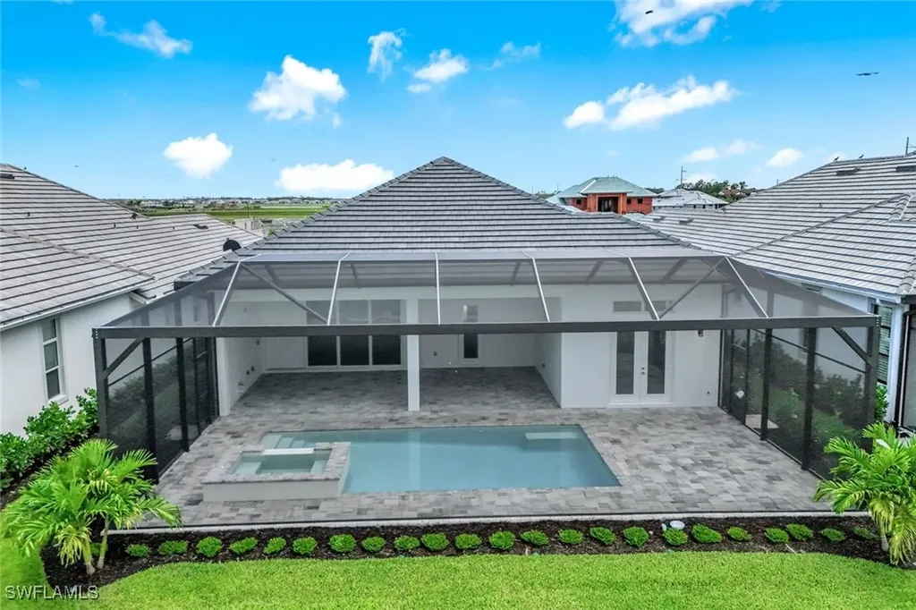 9659 Moonflower Court Naples FL 34114